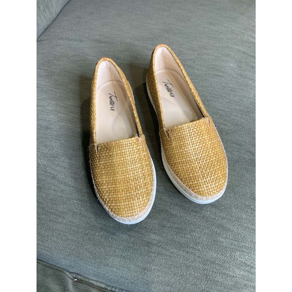 Trotters Women's Accent Espadrille Woven Raffia Slip-On Loafers